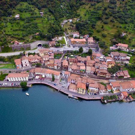 Casa Vacanze Dalia マローネ エクステリア 写真